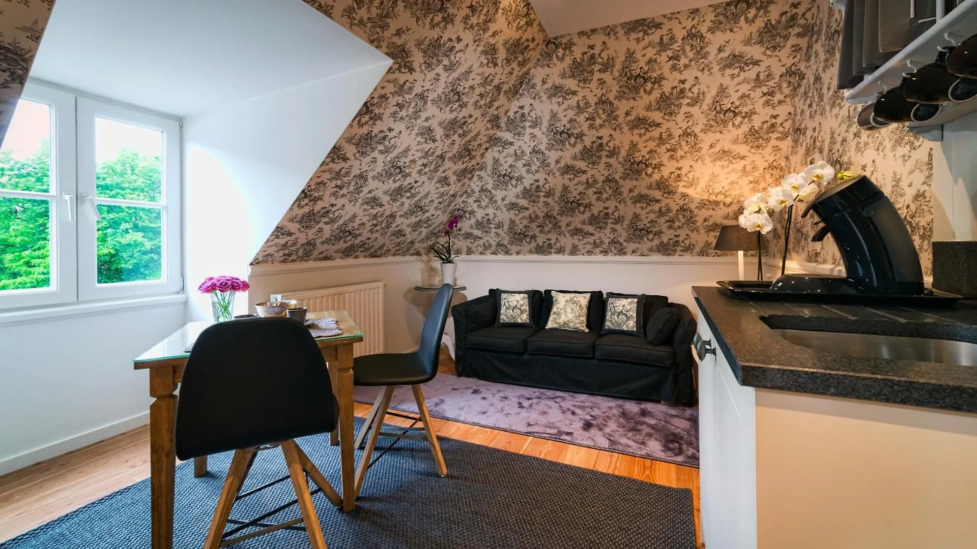 Gasthof Canalside House - Luxury Guesthouse Brügge